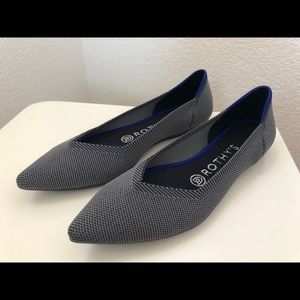 Rothy’s Cloud Grey Birdseye Point Shoes